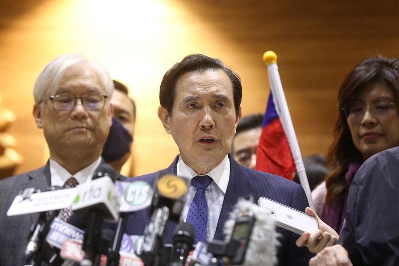 &copy; Reuters. Former Taiwanese President Ma Ying-jeou speaks to the media at Taoyuan international airport after concluding his 12-day trip to China in Taoyuan, Taiwan April 7, 2023. REUTERS/I-Hwa Cheng/ File Photo
