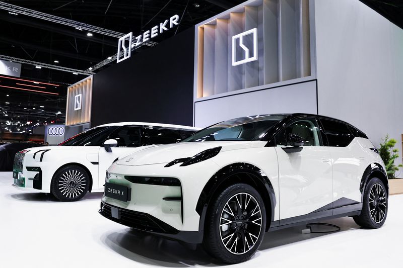 © Reuters. ZEEKR EV cars are displayed at the 45th Bangkok International Motor Show in Bangkok, Thailand, March 25, 2024. REUTERS/Chalinee Thirasupa