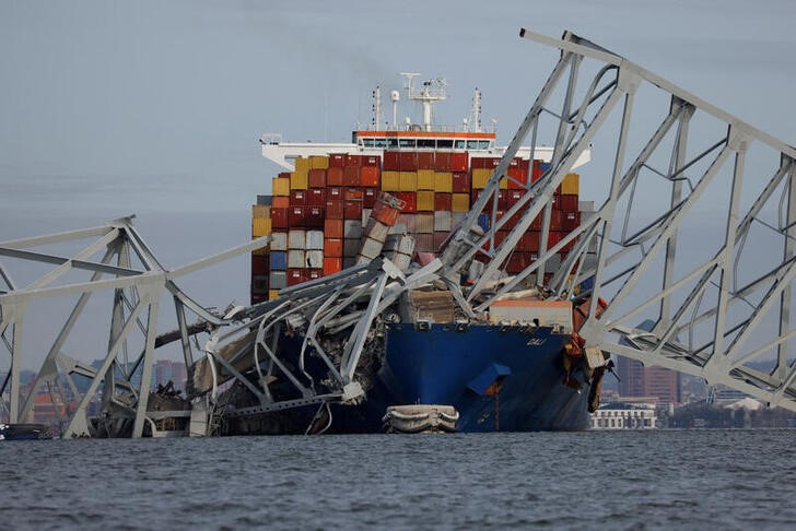 &copy; Reuters. A view of the Dali cargo vessel which crashed into the Francis Scott Key Bridge causing it to collapse in Baltimore, Maryland, U.S., March 26, 2024.  REUTERS/Julia Nikhinson