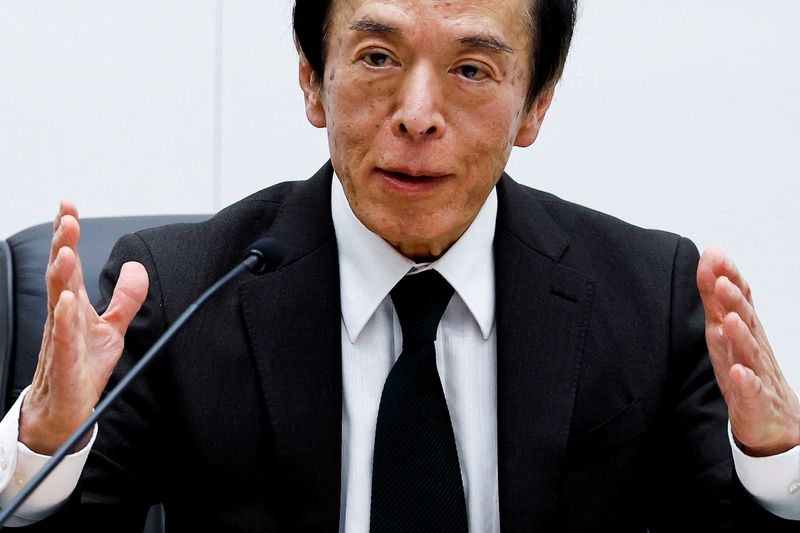 &copy; Reuters. Bank of Japan Governor Kazuo Ueda gestures as he speaks during a press conference after a policy meeting at BOJ headquarters, in Tokyo, Japan March 19, 2024. REUTERS/Kim Kyung-Hoon/File Photo