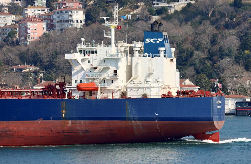 &copy; Reuters. FILE PHOTO: The Liberia-flagged crude oil tanker NS Captain, owned by Russia's leading tanker group Sovcomflot, transits the Bosphorus in Istanbul, Turkey March 25, 2022. REUTERS/Yoruk Isik/File Photo