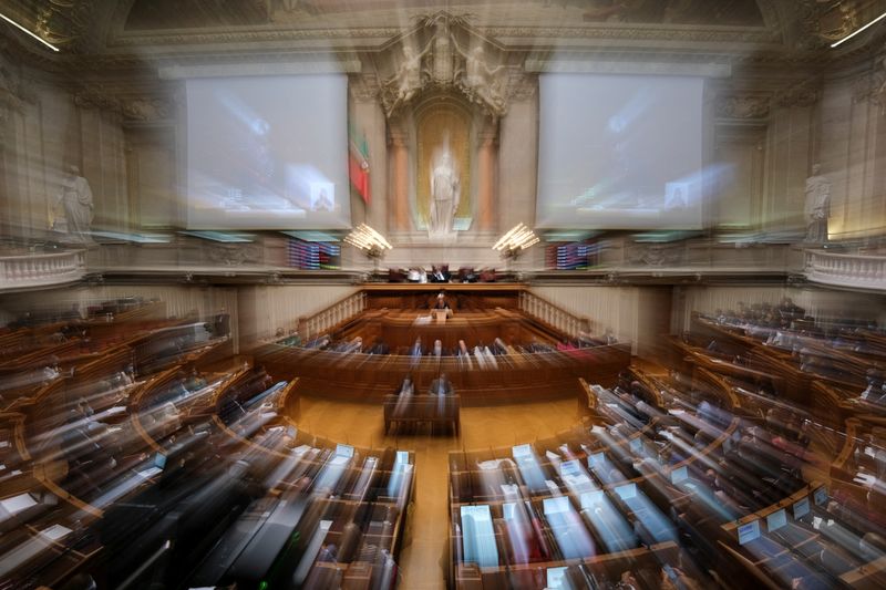 &copy; Reuters. Vista do Parlamento de Portugal em Lisboa
27/10/2021 REUTERS/Pedro Nunes