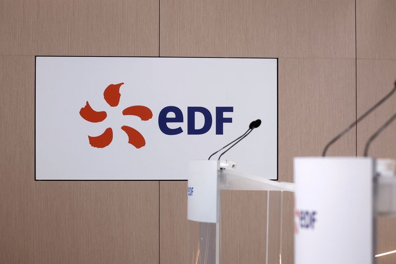 &copy; Reuters. Logo EDF, à Paris, France. /Photo prise le 27 juillet 2023/REUTERS/Benoit Tessier