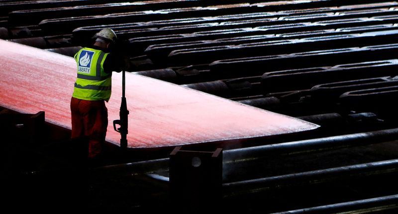 &copy; Reuters. FILE PHOTO: Steel is seen in the rolling mill following the  recommissioning of the works by Liberty Steel Group at the Dalzell steel plant in Motherwell, Britain September 28, 2016. REUTERS/Russell Cheyne/File Photo