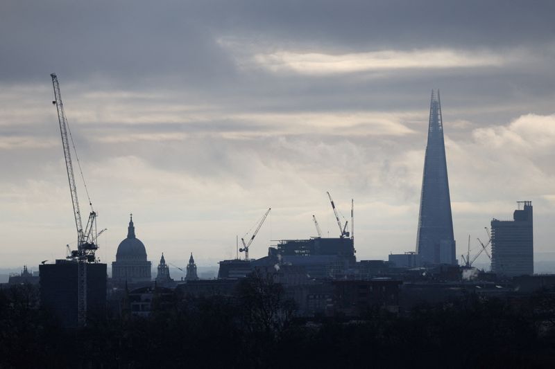 © Reuters. FILE PHOTO: A view shows the skyline with St Paul's Cathedral, The Shard skyscraper and construction cranes, as seen from Primrose Hill, London, Britain, February 10, 2024. REUTERS/Hollie Adams/File Photo