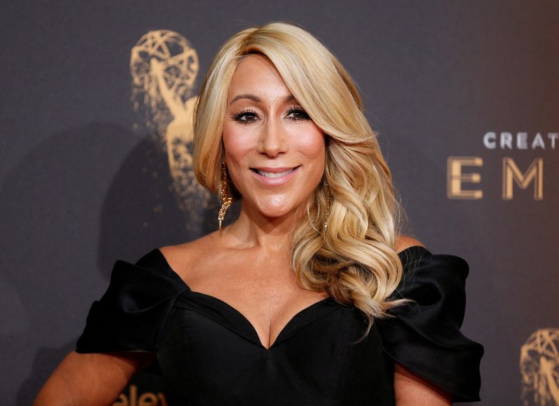 &copy; Reuters. FILE PHOTO: Investor Lori Greiner from "Shark Tank" poses at the 2017 Creative Arts Emmy Awards in Los Angeles, California, U.S. September 9, 2017. REUTERS/Danny Moloshok/File Photo