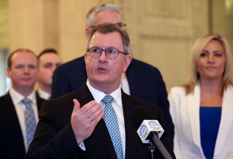 &copy; Reuters. FILE PHOTO: Democratic Unionist Party (DUP) leader Jeffrey Donaldson speaks to media at the Stormont Parliament Buildings on the day Northern Ireland lawmakers elect the Irish First Minister, in Belfast, Northern Ireland, February 3, 2024. REUTERS/Suzanne