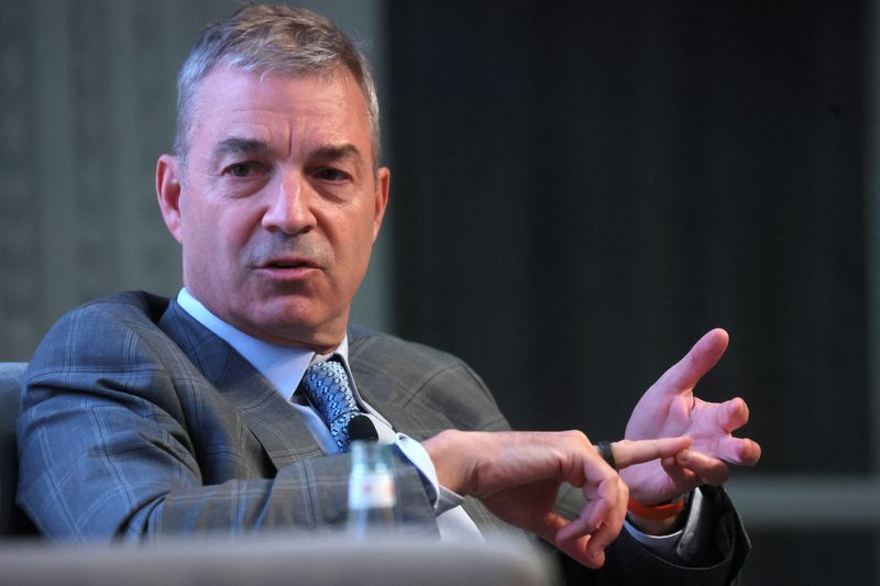 © Reuters. FILE PHOTO: Dan Loeb, CEO and founder of Third Point, speaks during the 13D Monitor's Active-Passive Investor Summit in New York City, U.S., October 18, 2022. REUTERS/Brendan McDermid/File Photo