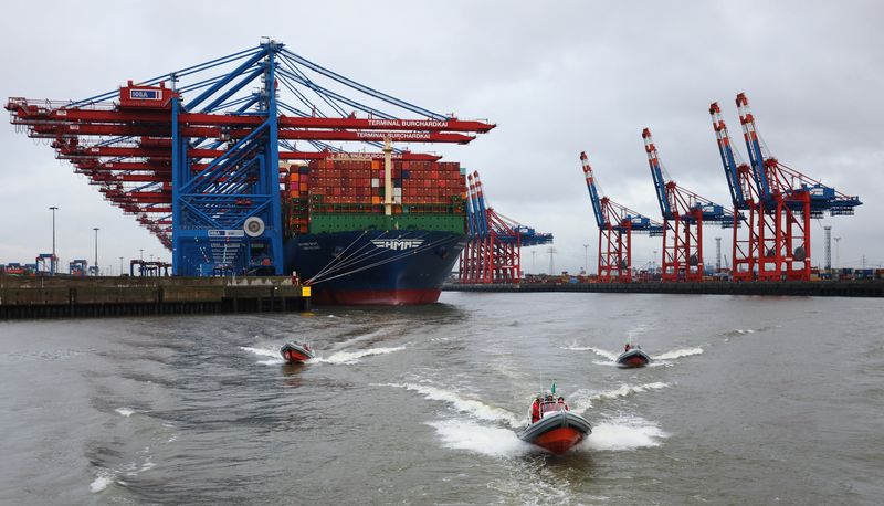 &copy; Reuters. Le port de Hambourg en Allemagne. /Photo prise le 9 octobre 2023/REUTERS/Wolfgang Rattay