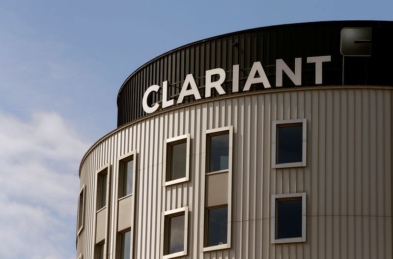 &copy; Reuters. The logo of Swiss specialty chemicals company Clariant is seen at the company's headquarters in Pratteln, Switzerland August 9, 2017.  REUTERS/Arnd Wiegmann/File Photo
