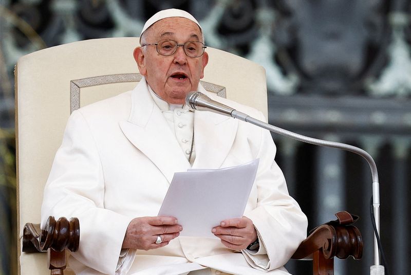 &copy; Reuters. Papa Francisco no Vaticano
 3/4/2024   REUTERS/Guglielmo Mangiapane