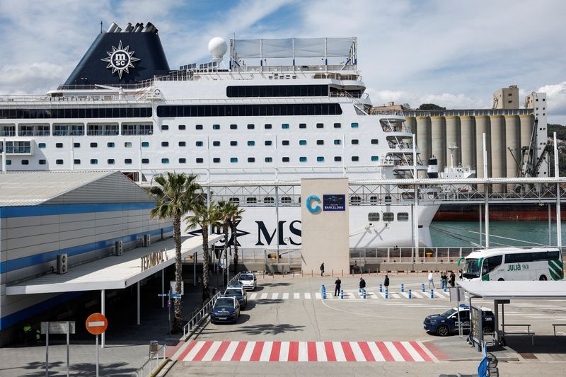 &copy; Reuters. MSC Armonia docks in Barcelona's Port, Spain, April 3, 2024. REUTERS/Albert Gea