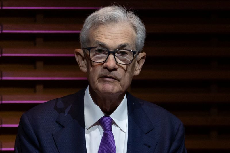 © Reuters. U.S. Federal Reserve Chair Jerome Powell speaks at the 2024 Business, Government & Society Forum at the Stanford Graduate School of Business in Stanford, California, U.S., April 3, 2024. REUTERS/Carlos Barria