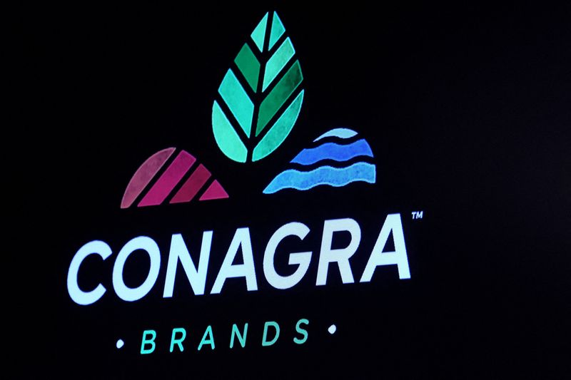 &copy; Reuters. FILE PHOTO: The company logo for Conagra Brands Inc. is displayed on a screen on the floor of the New York Stock Exchange (NYSE) in New York City, U.S., April 10, 2023.  REUTERS/Brendan McDermid/File Photo