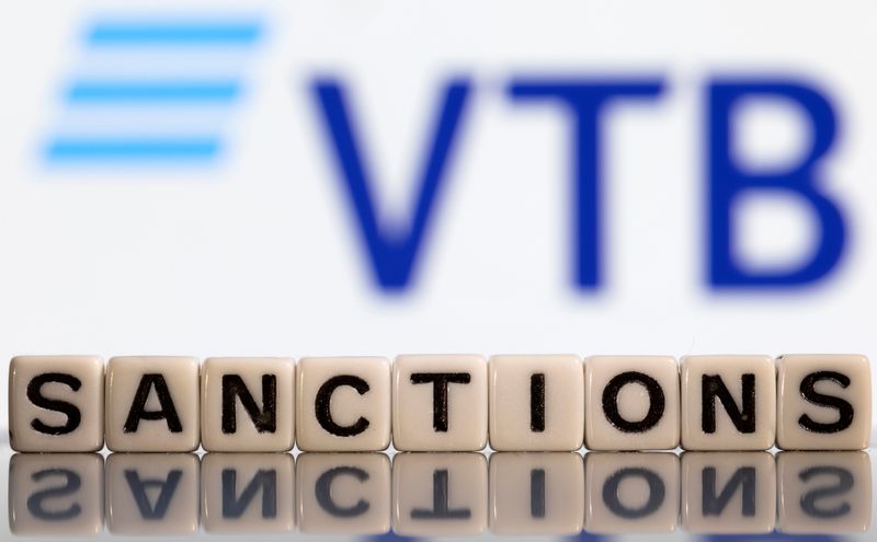 &copy; Reuters. File photo: Plastic letters arranged to read "Sanctions" are placed in front of VTB bank logo in this illustration taken, Bosnia and Herzegovina, February 25, 2022. REUTERS/Dado Ruvic/Illustration/File photo