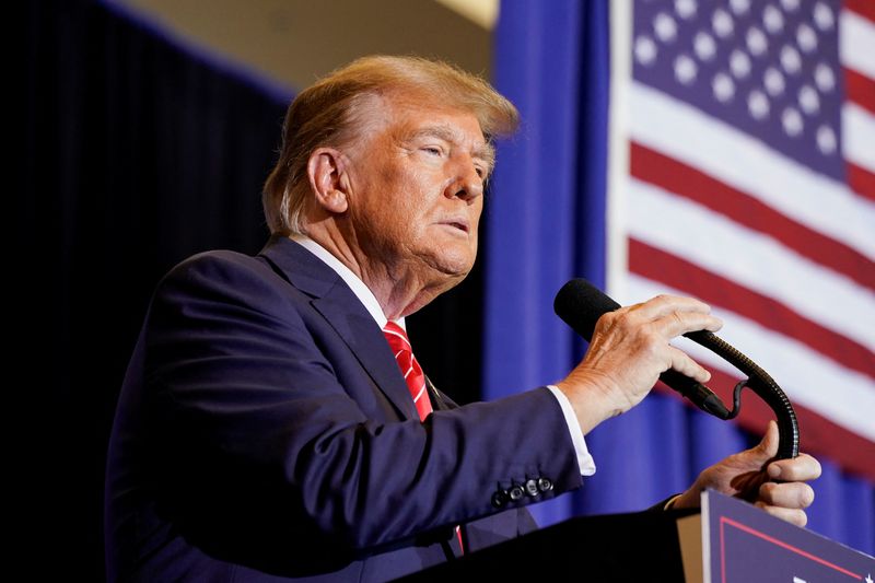 &copy; Reuters. FILE PHOTO:  Former U.S. President and Republican presidential candidate Donald Trump speaks during a rally ahead of the New Hampshire primary election in Concord, New Hampshire, U.S. January 19, 2024. REUTERS/Elizabeth Frantz/File Photo