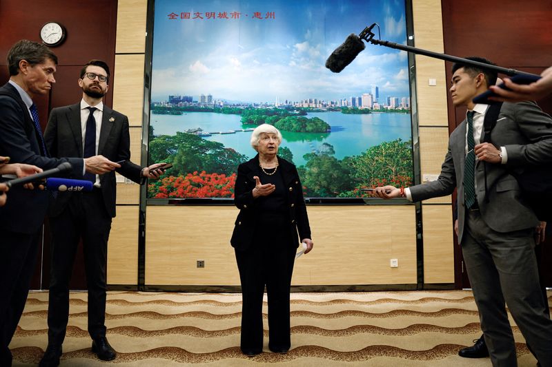 &copy; Reuters. U.S. Treasury Secretary Janet Yellen attends a press briefing at the Guangdong Zhudao Guest House, in Guangzhou, Guangdong province, China, April 6, 2024. REUTERS/Tingshu Wang