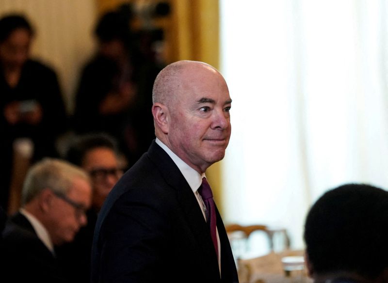 &copy; Reuters. FILE PHOTO: Homeland Security Secretary Alejandro Mayorkas arrives to participate in U.S. President Joe Biden's meeting with U.S. governors attending the National Governors Association winter meeting, in the East Room of the White House in Washington, U.S