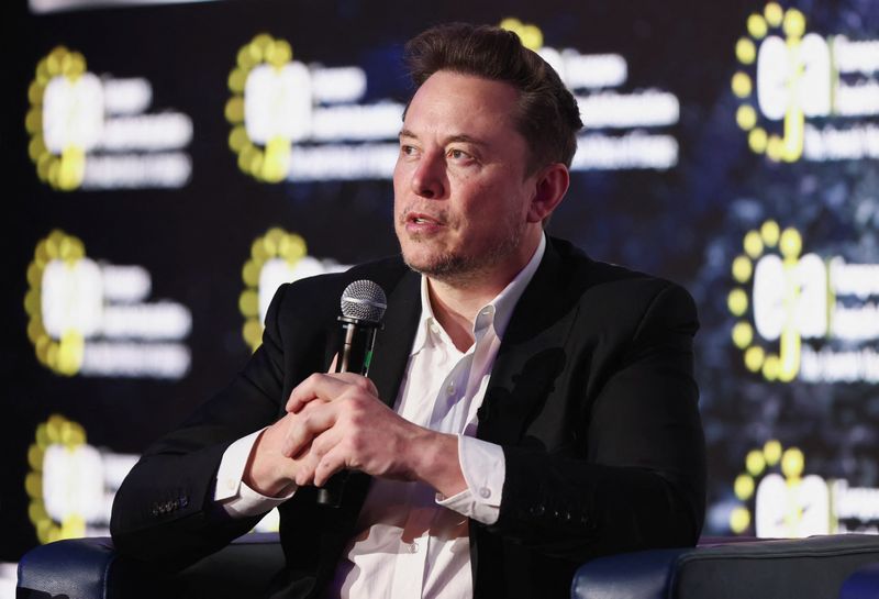 © Reuters. FILE PHOTO: Tesla CEO Elon Musk attends a conference organized by the European Jewish Association, in Krakow, Poland, January 22, 2024. REUTERS/Lukasz Glowala/File Photo