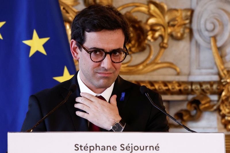 &copy; Reuters. وزير الخارجية الفرنسي ستيفان سيجورنيه خلال مؤتمر صحفي في باريس يوم الثاني من أبريل نيسان 2024. صورة لرويترز من ممثل لوكالات الأنباء.
