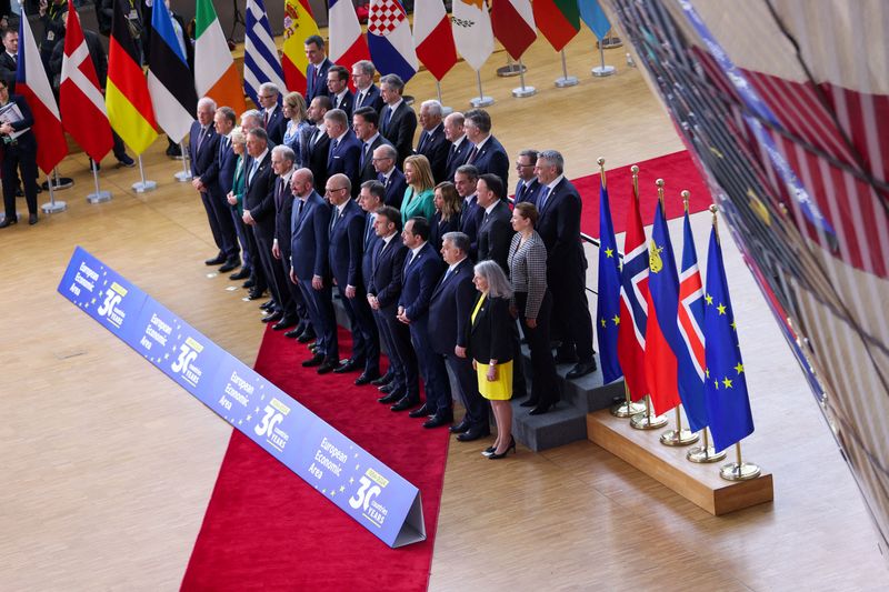 &copy; Reuters. FILE PHOTO: European Union leaders pose for a family photo together with their counterparts of the European Economic Area, Iceland and Norway, to mark the 30th anniversary of their relationship, in Brussels, Belgium March 22, 2024. REUTERS/Johanna Geron/F