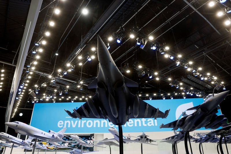 &copy; Reuters. FILE PHOTO: A model of the Rafale C fighter jet, manufactured by Dassault Aviation, is displayed during the 54th International Paris Airshow at Le Bourget Airport near Paris, France, June 18, 2023. REUTERS/Benoit Tessier/File Photo