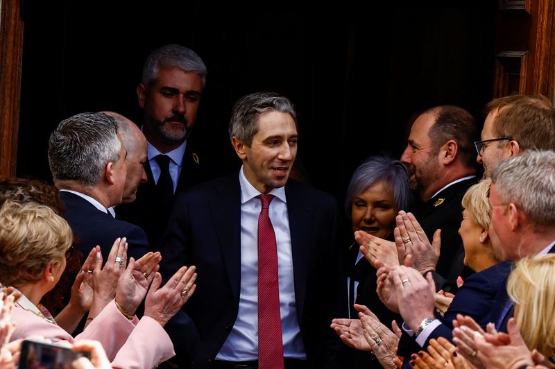 &copy; Reuters. Simon Harris après avoir remporté un vote pour devenir le prochain Premier ministre irlandais. /Photo prise le 9 avril 2024/REUTERS/Clodagh Kilcoyne