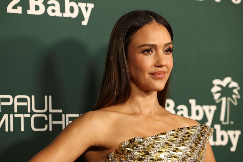 &copy; Reuters. FILE PHOTO: Jessica Alba attends the Baby2Baby fundraising gala in West Hollywood, Los Angeles, California, U.S., November 11, 2023. REUTERS/Mario Anzuoni/File Photo