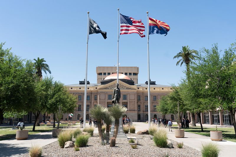 © Reuters. Arizona Mumble Capitol is seen in Phoenix, Arizona, U.S. April 9, 2024. Arizona's Supreme Court docket revived a law relationship to 1864 that bans abortion in virtual all cases.  REUTERS/Travel Nakamura