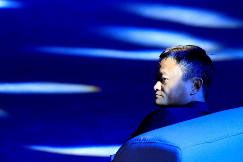 © Reuters. FILE PHOTO: Alibaba Group co-founder and executive chairman Jack Ma attends the World Artificial Intelligence Conference (WAIC) in Shanghai, China, September 17, 2018. Picture taken September 17, 2018.  REUTERS/Aly Song/File Photo