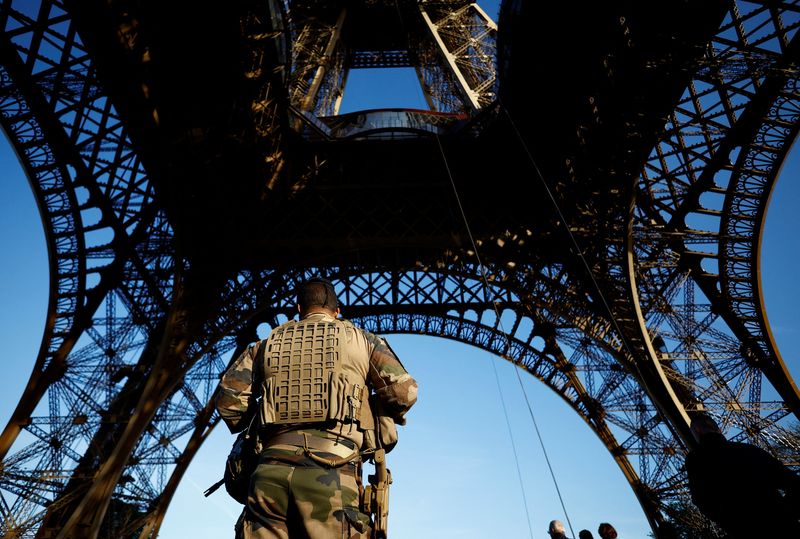 © Reuters. A French soldier from the 