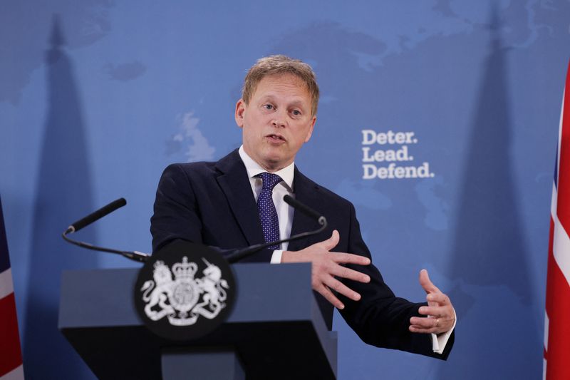 &copy; Reuters. FILE PHOTO: Britain's Secretary of State for Defence Grant Shapps gives a speech at Lancaster House, in London, Britain January 15, 2024. REUTERS/Anna Gordon/File Photo