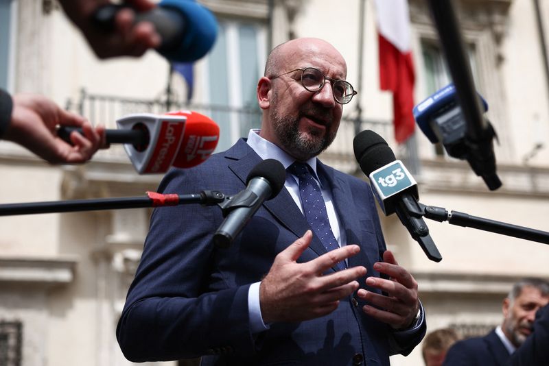 &copy; Reuters. European Council President Charles Michel gives a statement to the press after meeting with Italian Prime Minister Giorgia Meloni, outside Palazzo Chigi in Rome, Italy, April 11, 2024. REUTERS/Guglielmo Mangiapane/ File photo
