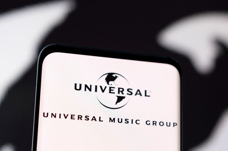 &copy; Reuters. FOTO DE ARCHIVO: El logotipo de Universal Music Group aparece en esta ilustración tomada el 3 de mayo de 2022. REUTERS/Dado Ruvic/Illustration/File Photo 