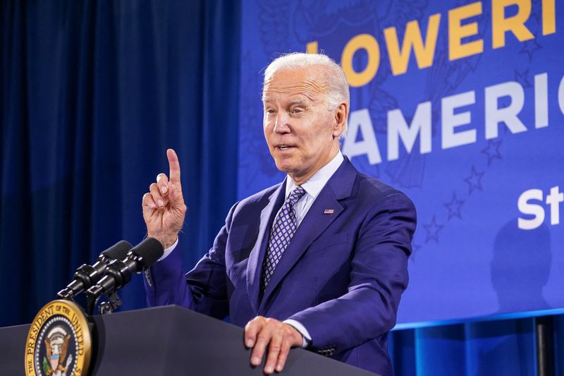 &copy; Reuters. U.S. President Joe Biden delivers remarks on "student debt relief" during a campaign stop at Central New Mexico Community College (CNM) Student Resource Center in Albuquerque, New Mexico, U.S., November 3, 2022. REUTERS/Kevin Lamarque/File Photo