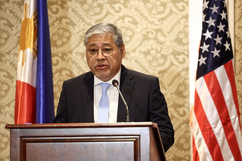 &copy; Reuters. Philippines' Secretary of Foreign Affairs Enrique Manalo speaks during a joint press conference with U.S. Secretary of State Antony Blinken during his working visit in Manila, Philippines, March 19, 2024. REUTERS/Eloisa Lopez/ File photo