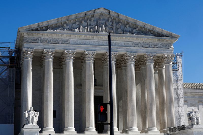 © Reuters. FILE PHOTO: The United States Supreme Court building is seen in Washington, U.S., February 29, 2024. REUTERS/Evelyn Hockstein/File Photo