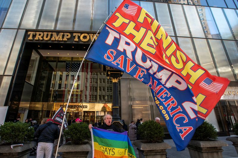&copy; Reuters. FILE PHOTO: Supporters of Republican presidential candidate and former U.S. President Donald Trump gather outside Trump Tower after a hearing in Trump's criminal court case on charges stemming from hush money paid to a porn star, in New York City, U.S., M
