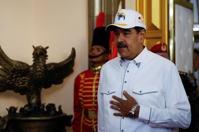 &copy; Reuters. Venezuela's President Nicolas Maduro looks on, as he meets Colombia's President Gustavo Petro, at the Miraflores Palace, in Caracas, Venezuela April 9, 2024. REUTERS/Leonardo Fernandez Viloria/File Photo