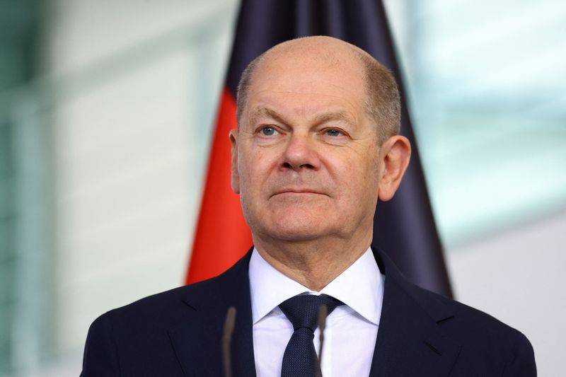 © Reuters. FILE PHOTO: German Chancellor Olaf Scholz attends a press conference following a meeting with Georgian Prime Minister Irakli Kobakhidze, in Berlin, Germany, April 12, 2024. REUTERS/Nadja Wohlleben/File Photo
