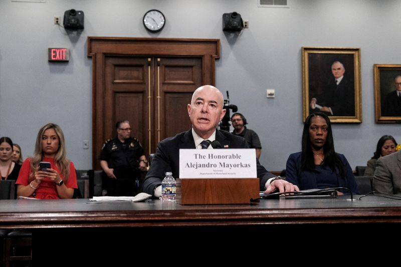 &copy; Reuters. FILE PHOTO: Department of Homeland Security (DHS) Secretary Alejandro Mayorkas testifies before a Homeland Security Subcommittee hearing on the DHS budget request on Capitol Hill, in Washington, U.S., April 10, 2024. REUTERS/Michael A. McCoy/File Photo