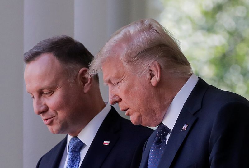 &copy; Reuters. U.S. President Donald Trump arrives for a joint news conference with Poland's President Andrzej Duda in the Rose Garden at the White House in Washington, U.S., June 24, 2020. REUTERS/Carlos Barria/File Photo