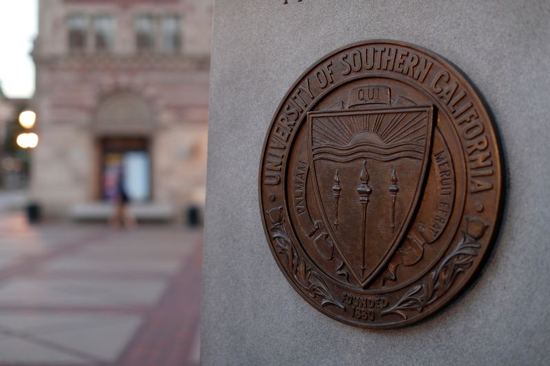&copy; Reuters. FILE PHOTO: A plaque is pictured at University of Southern California in Los Angeles, California, U.S., March 13, 2019. REUTERS/Mario Anzuoni/File Photo