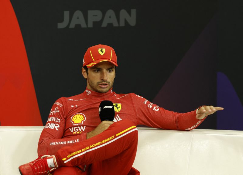 &copy; Reuters. Imagen de archivo del piloto español de Ferrari, Carlos Sainz, durante una rueda de prensa tras terminar tercero en el Gran Premio de Japón de Fórmula Uno, disputado en el circuito de Suzuka, Japón. 7 abril 2024. REUTERS/Androniki Christodoulou