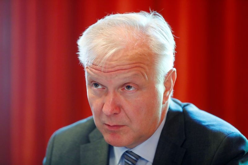 &copy; Reuters. FOTO DE ARCHIVO. El gobernador del banco central de Finlandia, Olli Rehn, habla durante una entrevista en Helsinki, Finlandia, el 17 de julio de 2018. REUTERS/Ints Kalnins