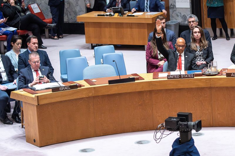 &copy; Reuters. روبرت وود نائب السفير الأمريكي لدى الأمم المتحدة لدى استخدامه حق النقض 
(الفيتو) ضد تصويت أعضاء مجلس الأمن للموافقة على طلب حصول الفلسطينيين