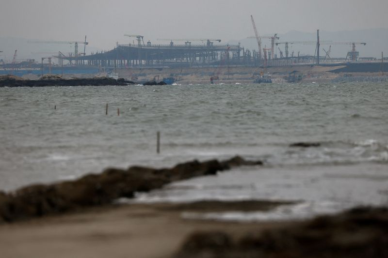 &copy; Reuters. Construção de aeroporto da China vista de Kinmen, em Taiwan
 20/12/2023   REUTERS/Ann Wang