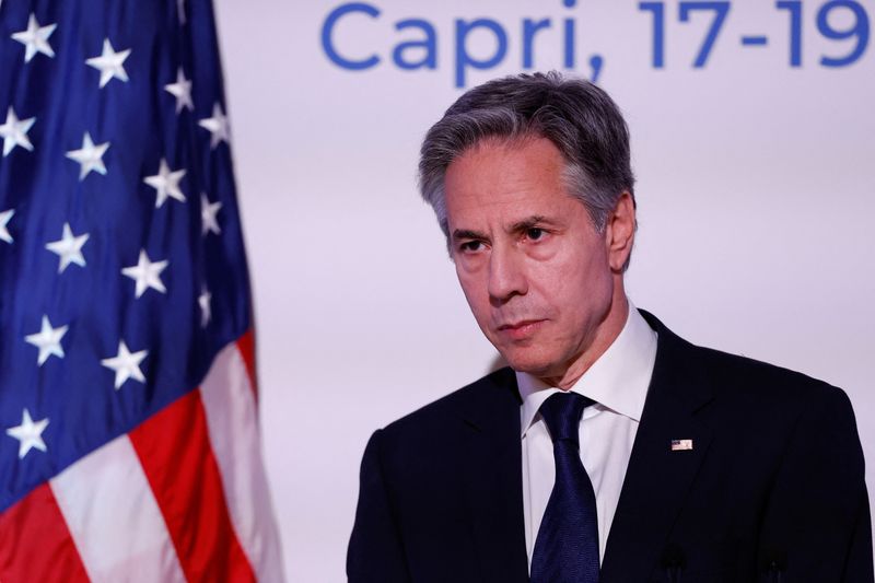&copy; Reuters. Il Segretario di Stato americano Antony Blinken tiene una conferenza stampa al termine della riunione dei ministri degli Esteri del G7 a Capri, Italia, 19 aprile 2024. REUTERS/Remo Casilli