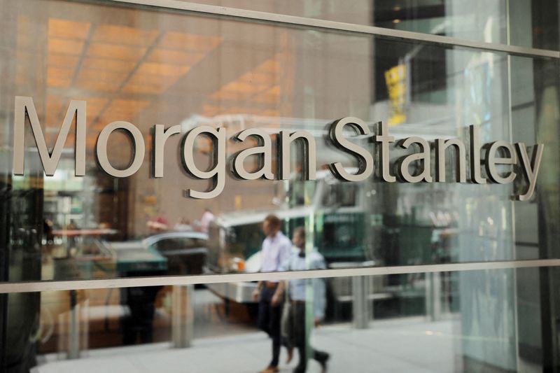 © Reuters. FILE PHOTO: FILE PHOTO: A sign is displayed on the Morgan Stanley building in New York U.S., July 16, 2018. REUTERS/Lucas Jackson/File Photo