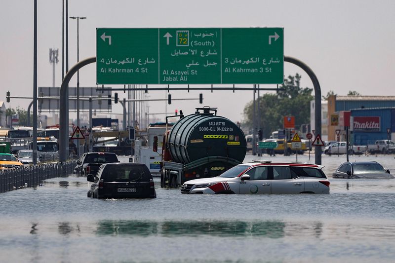 &copy; Reuters. Enchente em Dubai
 19/4/2024   REUTERS/Amr Alfiky